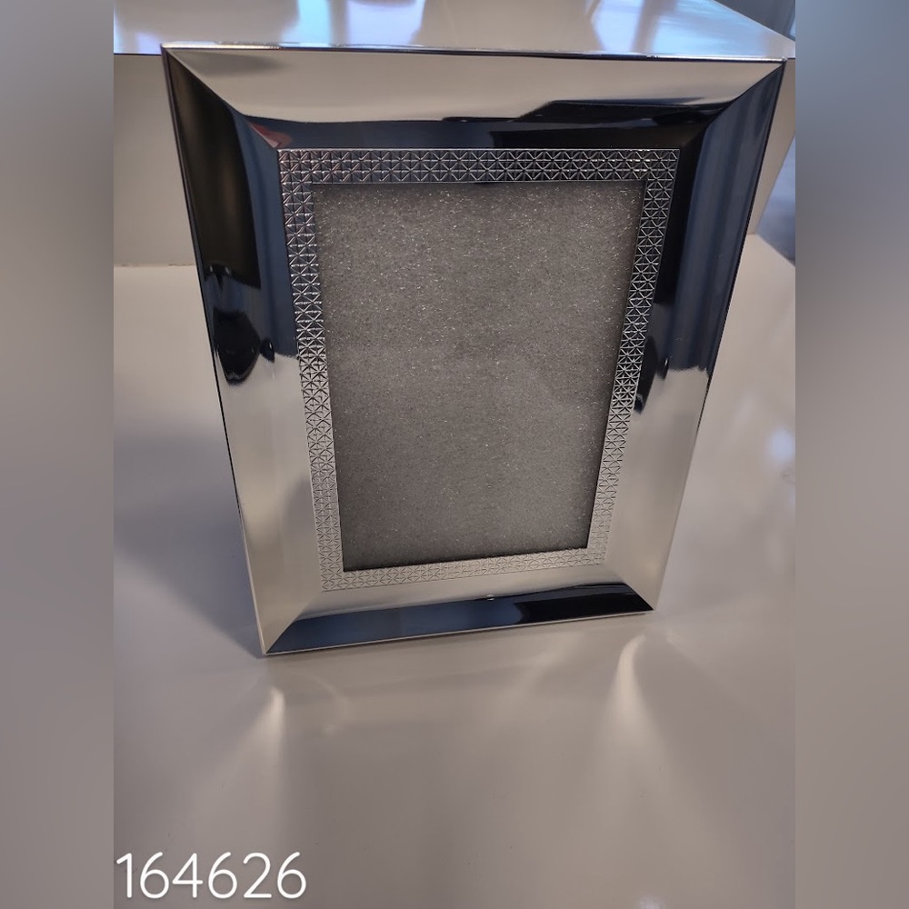 Waterford Lismore Diamond
Silver Picture Frame, 5X7”, NEW